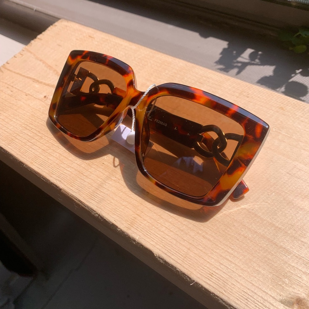 tortoise shell glasses - Picture 3 of 5